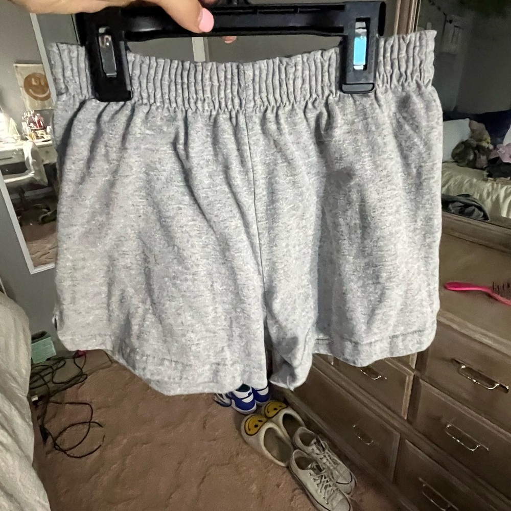 Gray plain sweat shorts